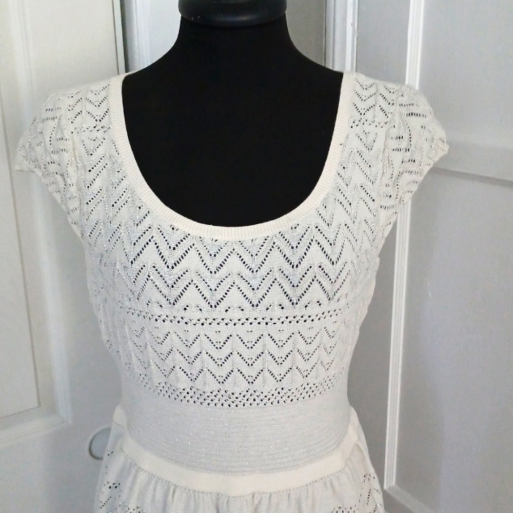 American Eagle Outfitters white and silver knit eyelet dress - Picture 9 of 10